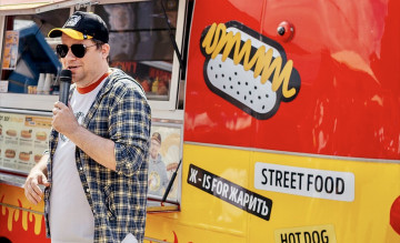 фудтрак Гарика Харламова Хотдог Бульдог открылся в г. Анапа - фото - 9